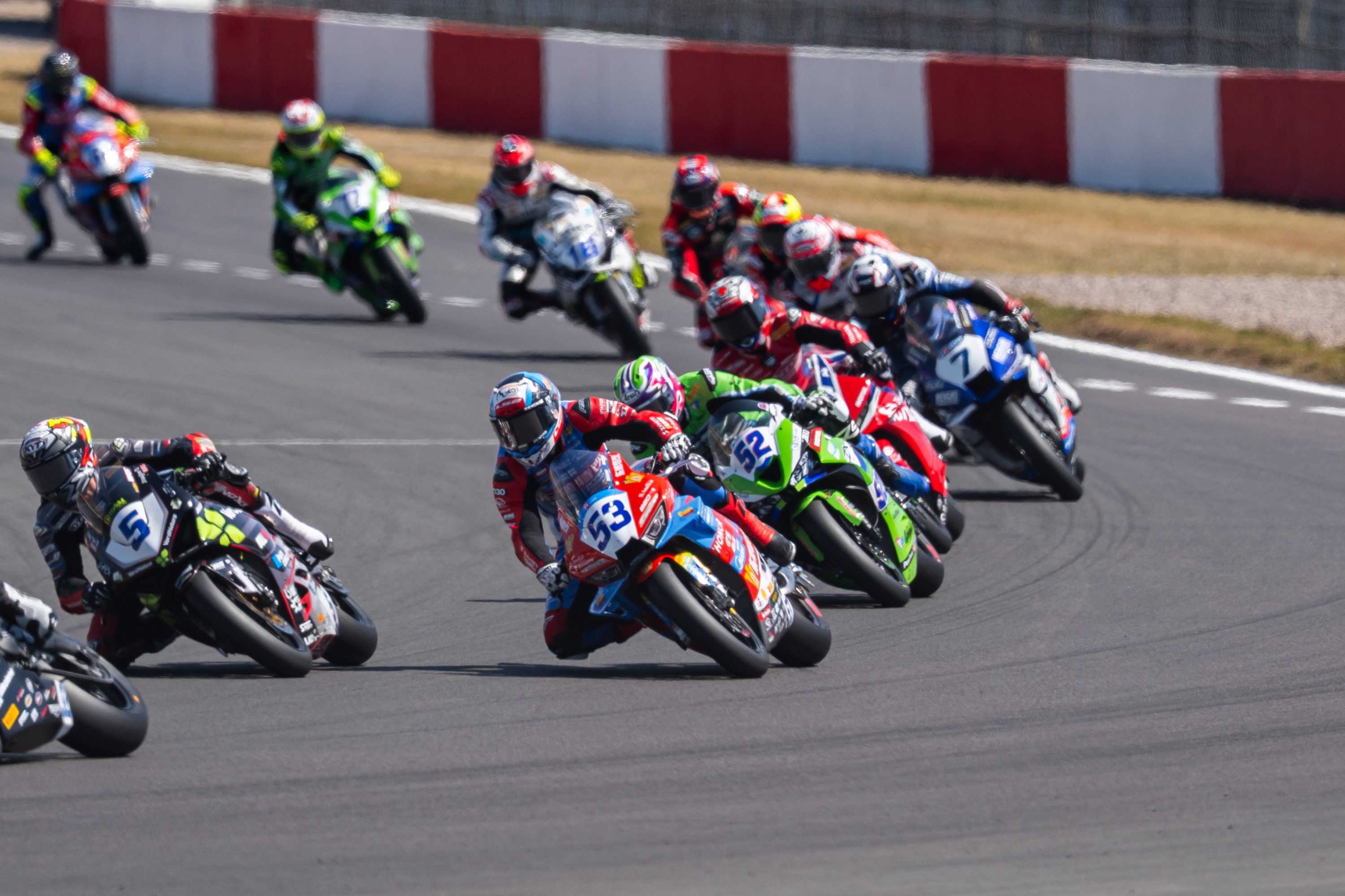 R2_Debise_wSBK_R8_Donington_AR-20 (2)