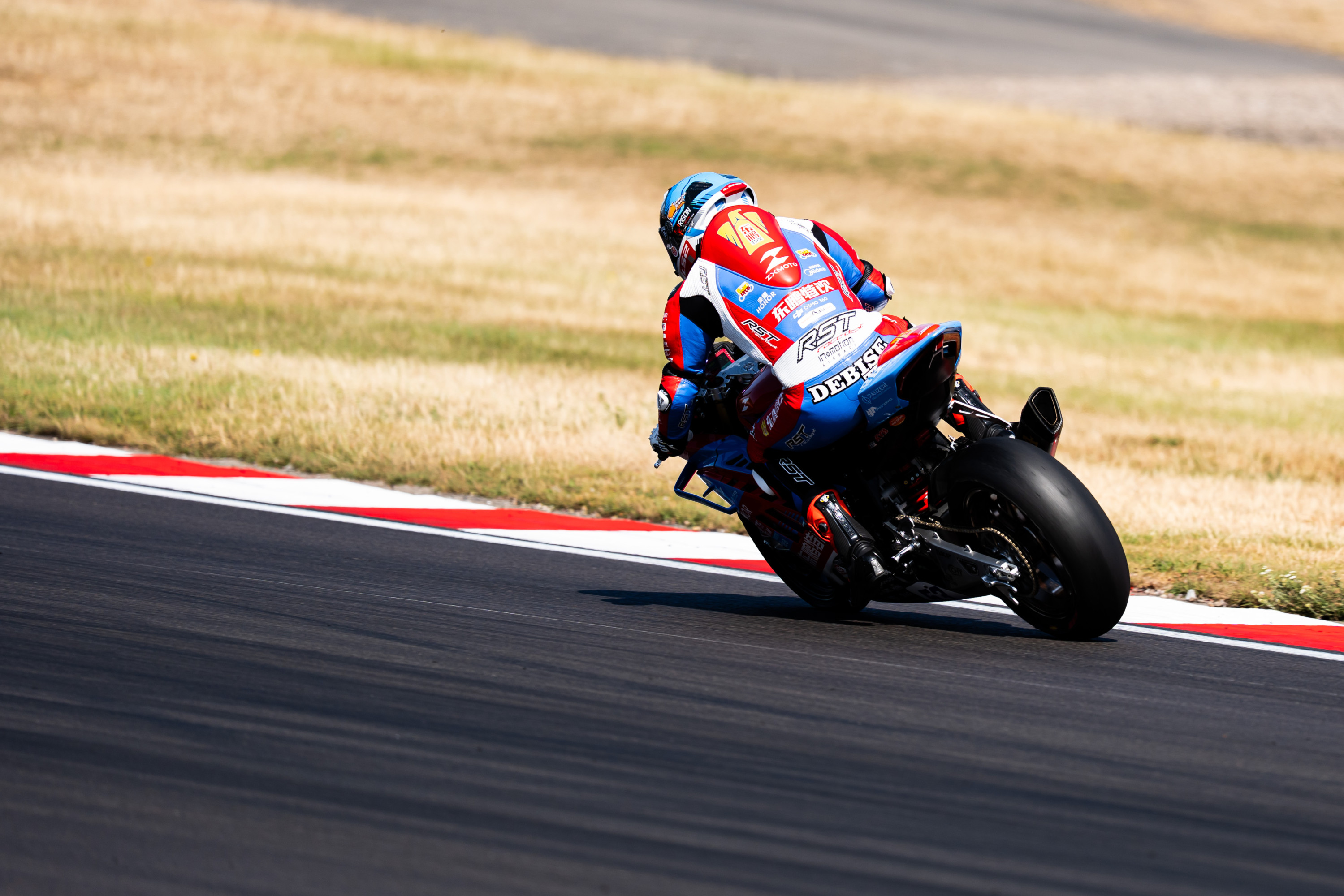 WU_Debise_wSBK_R8_Donington_AR-11 (2) WU_Debise_wSBK_R8_Donington_AR-11 (2)